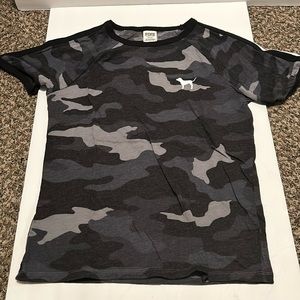 Army-print Tshirt